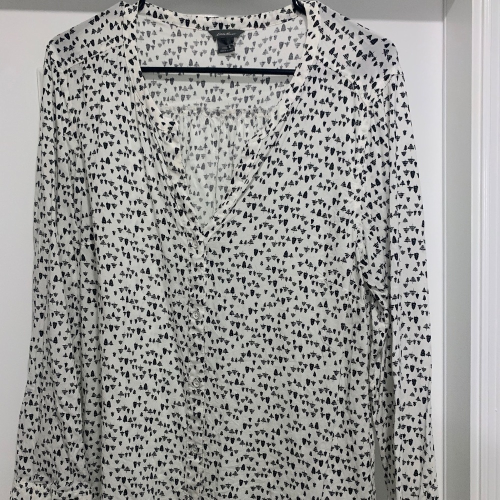Eddie Bauer Size Large Blouse White w/Black Trees Cabincore Naturecore
